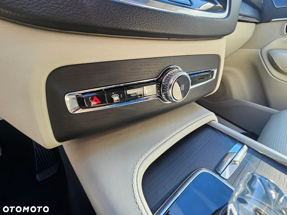 Volvo XC 90 B5 D AWD Inscription 7os - 12
