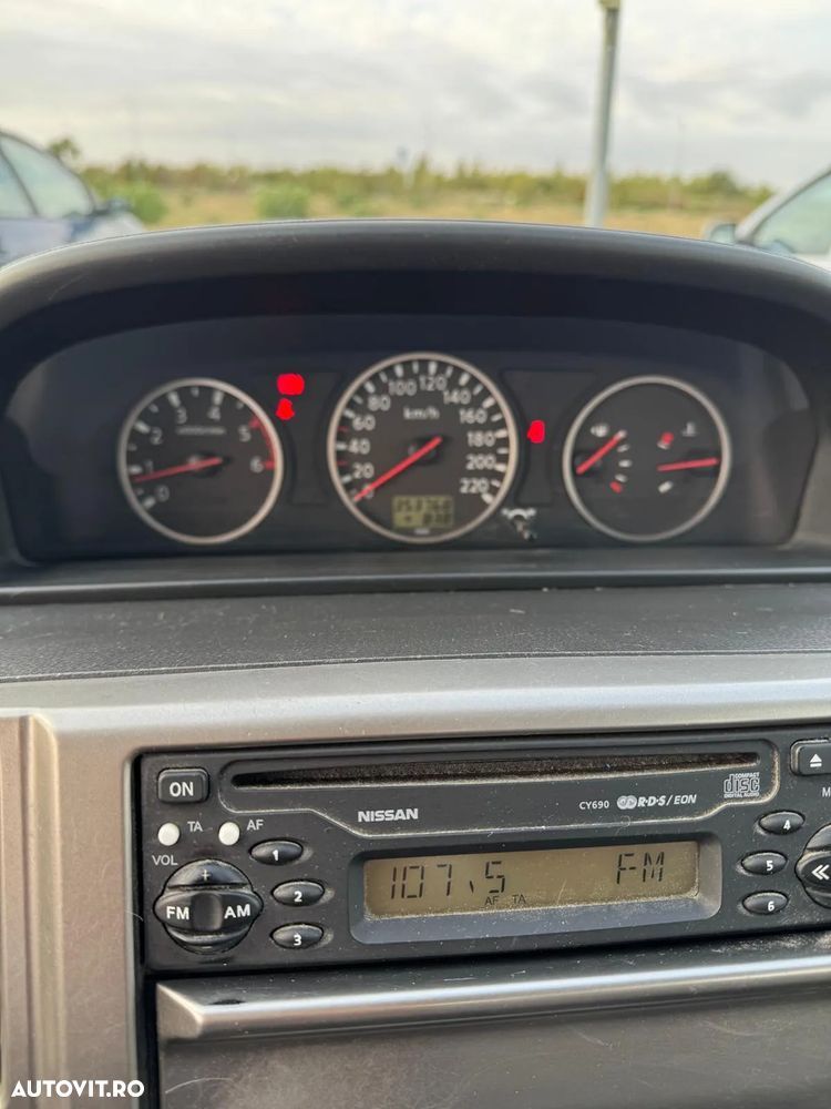 Nissan X-Trail 2.2 dCi Comfort - 9