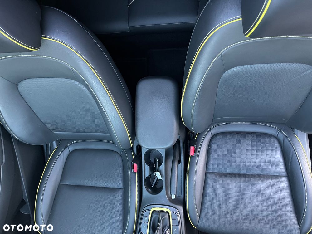 Hyundai Kona 1.6 T-GDI Premium DCT - 5