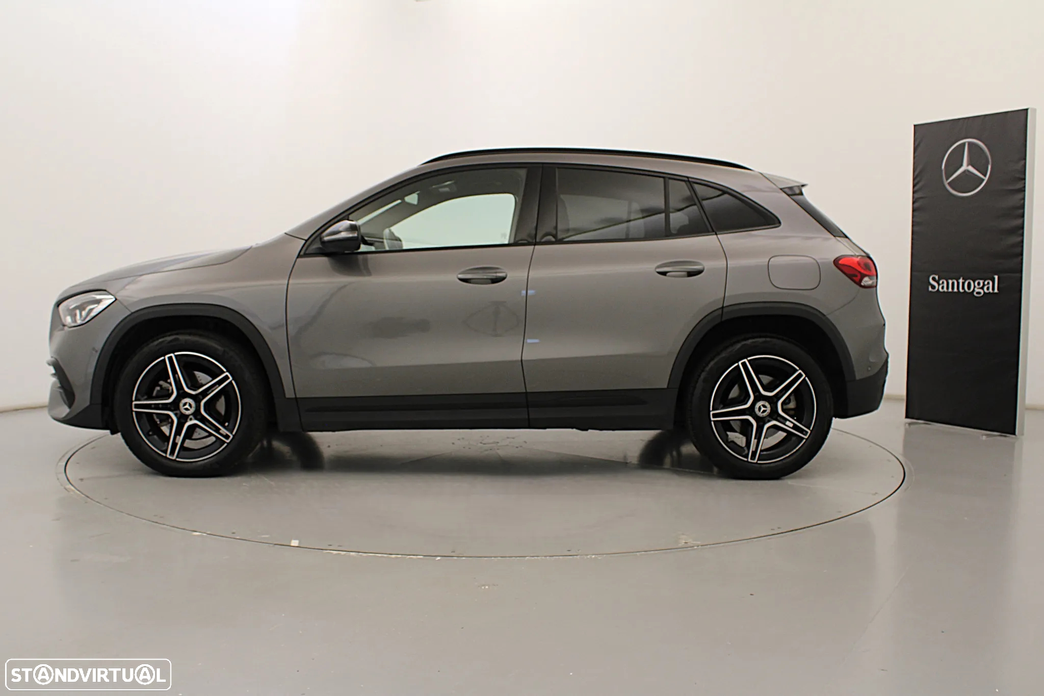 Mercedes-Benz GLA 250 e AMG Line - 12