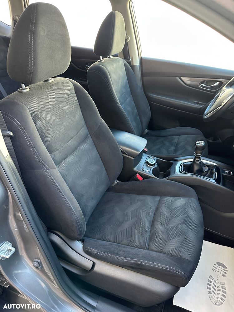 Nissan X-Trail 1.6 dCi ALL-MODE 4x4i Acenta - 27