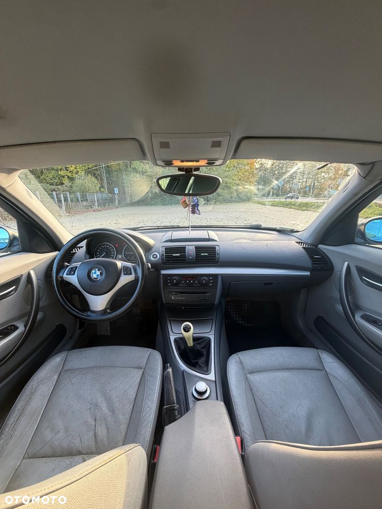 BMW Seria 1 120d - 6