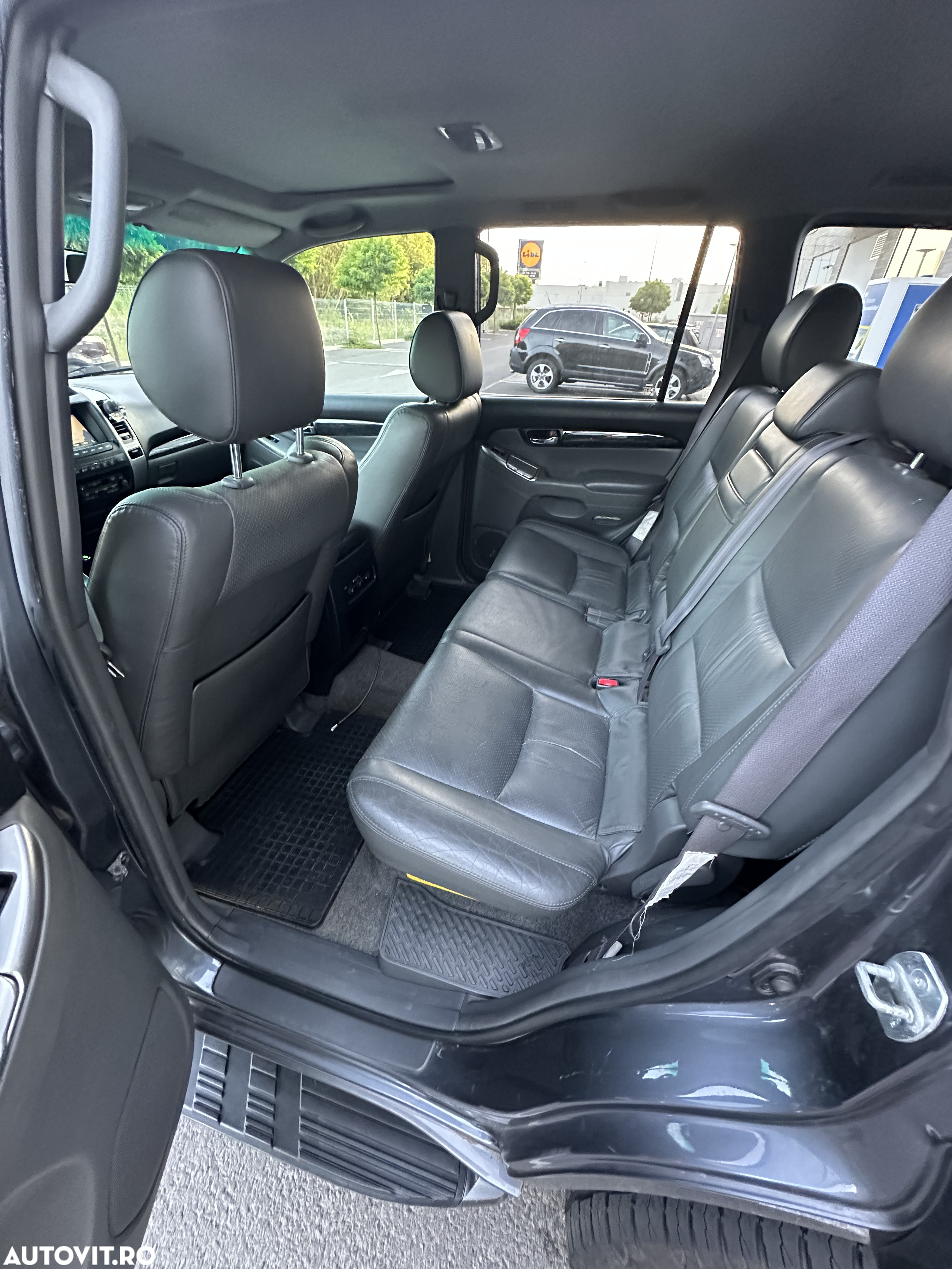Toyota Land Cruiser 3.0 TD-4D Aut Executive - 6
