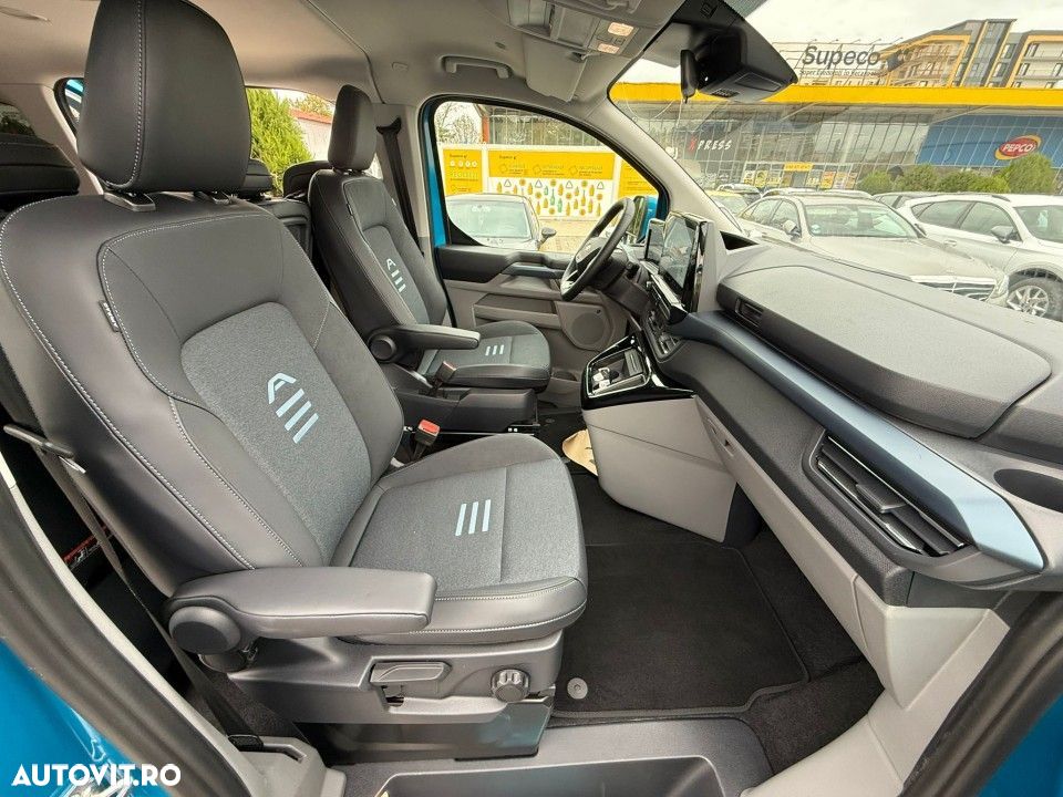 Ford Tourneo Custom - 18