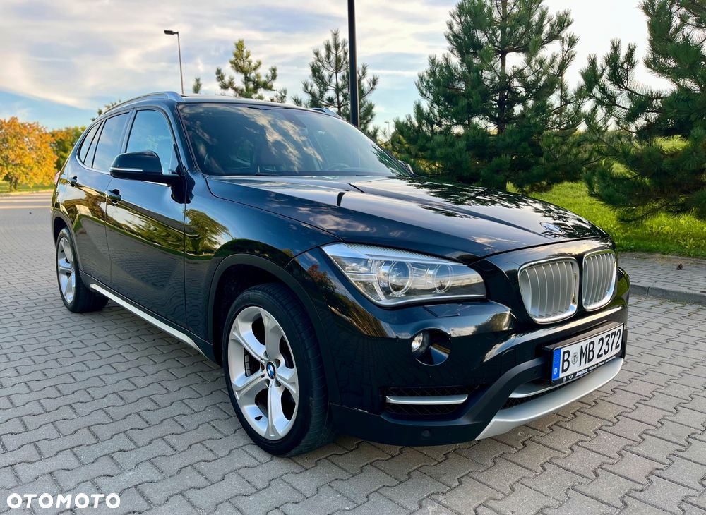 BMW X1 xDrive20i Sport Line - 10