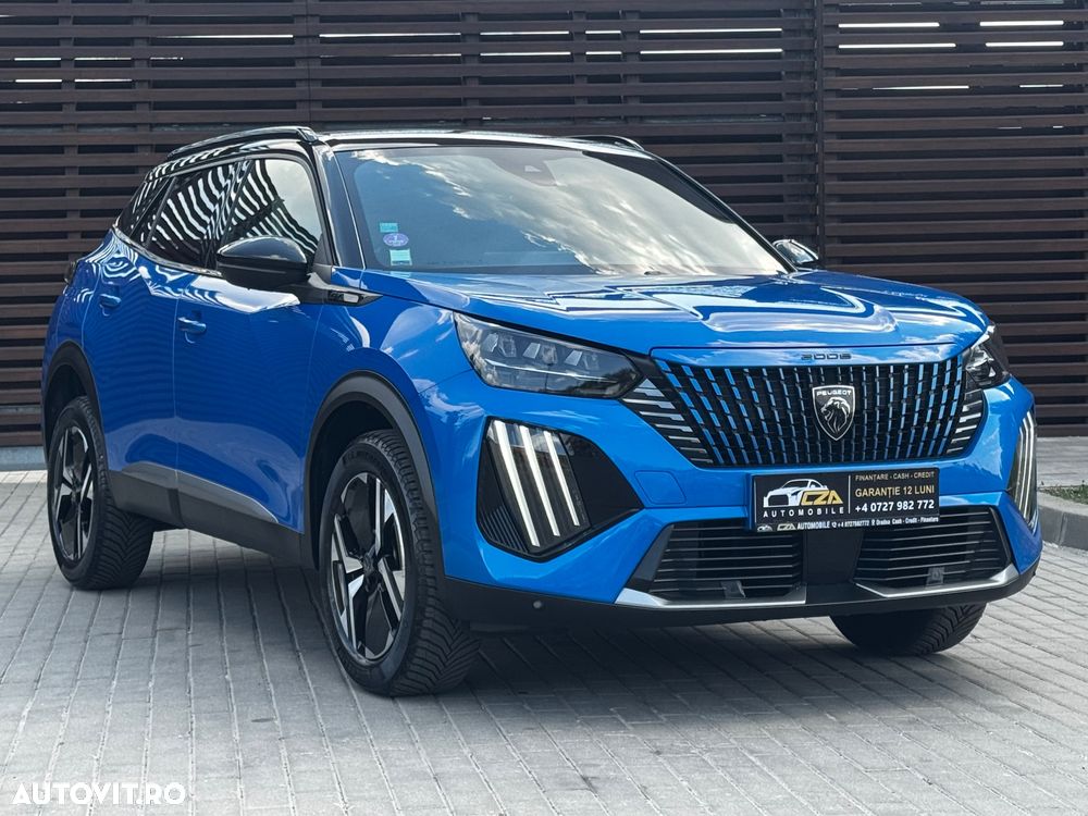 Peugeot 2008 PureTech 130 EAT8 GT - 4