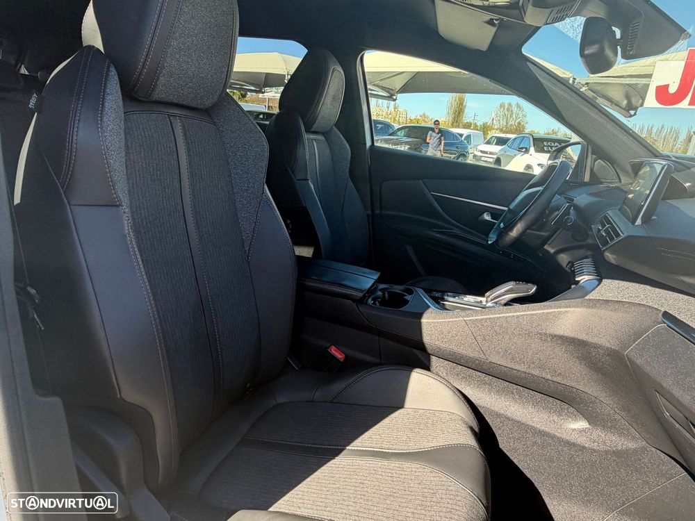 Peugeot 3008 1.6 BlueHDi GT Line EAT6 - 11