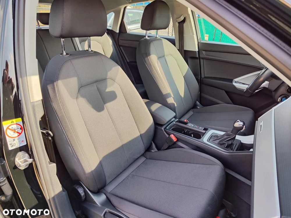 Audi Q3 35 TFSI Advanced S tronic - 12