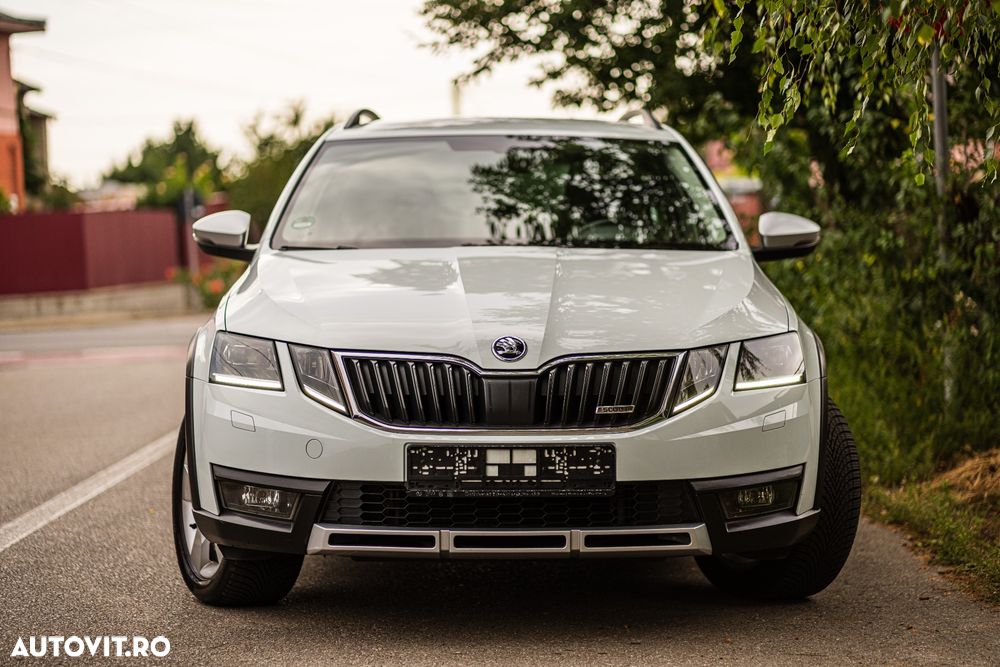Skoda Octavia 2.0 TDI 4x4 DSG Scout - 4