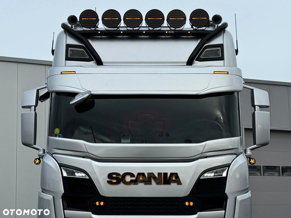 Scania S590 / V8 / TOPLINE / STANDARD / SALON PL - 32