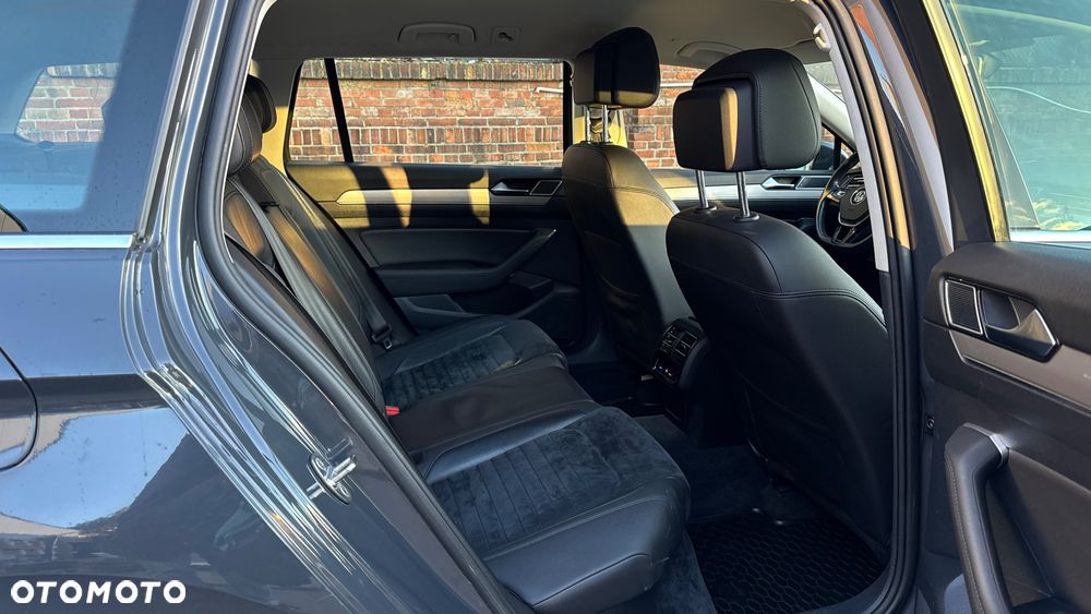 Volkswagen Passat 2.0 TDI (BlueMotion Technology) DSG Highline - 31