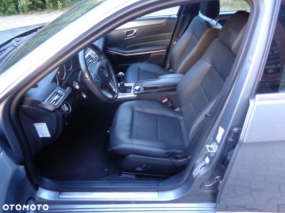 Mercedes-Benz Klasa E 200 CDI Elegance - 7