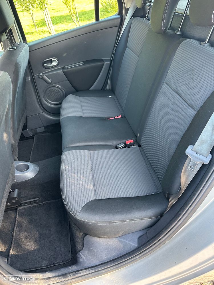 Renault Clio Break 1.5 dCi 90 FAP Dynamique - 7