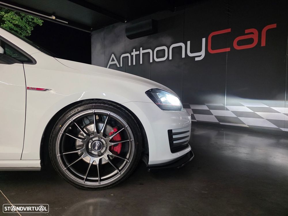 VW Golf 2.0 TSi GTi DSG - 32