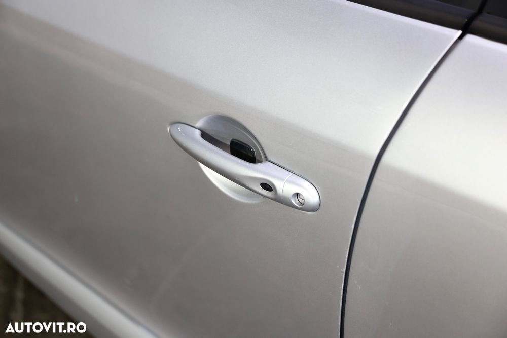 Renault Megane ENERGY dCi 110 Start & Stop Bose Edition - 30