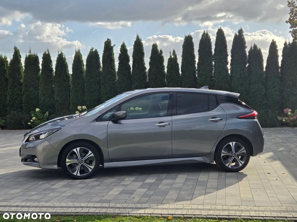 Nissan Leaf 40kWh N-Connecta - 17