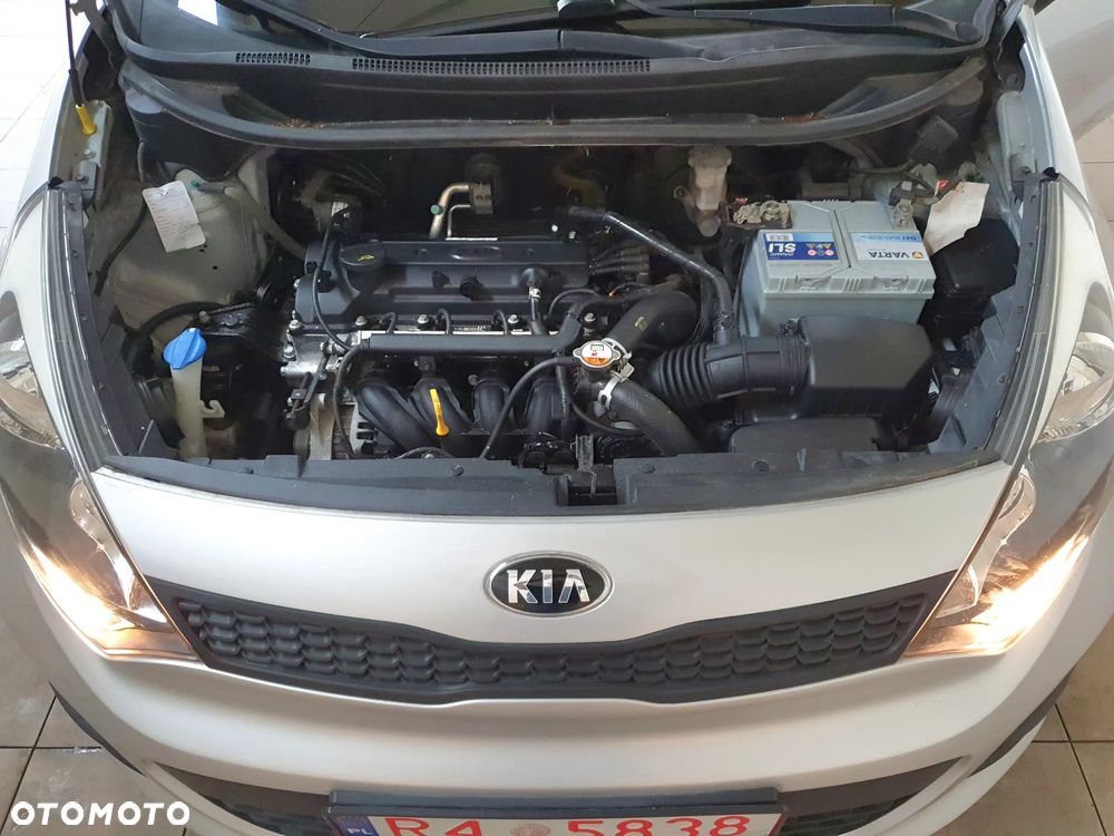 Kia Rio 1.2 L - 18