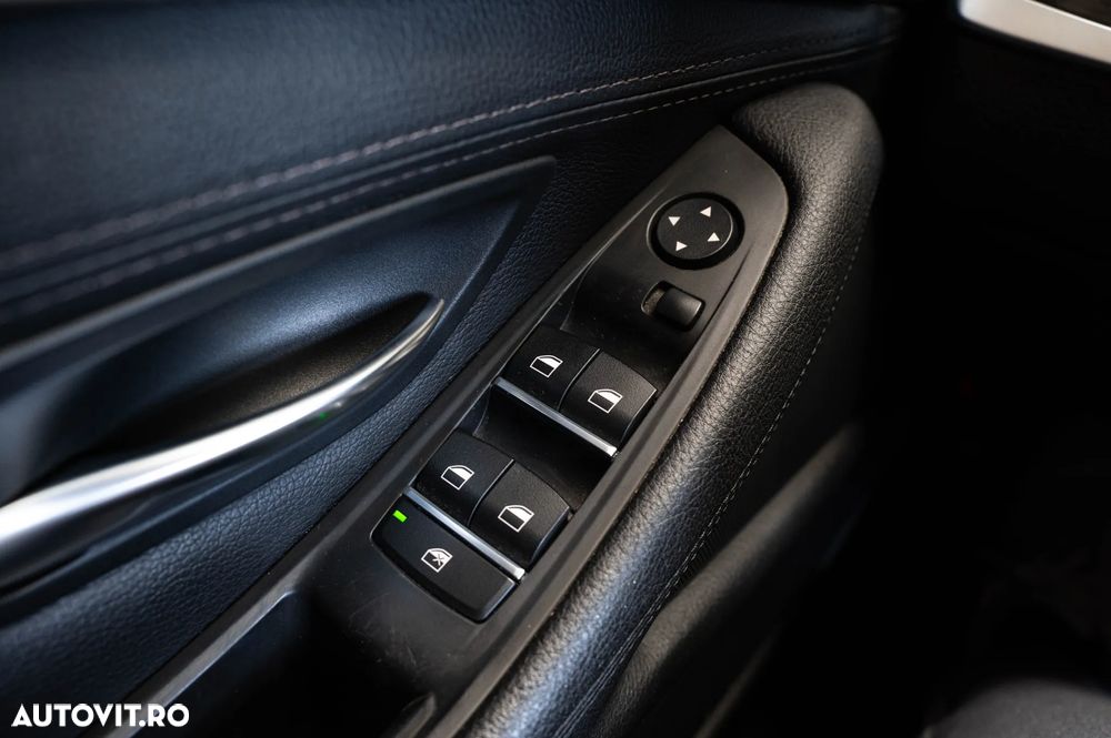 BMW Seria 5 520d Aut. - 21