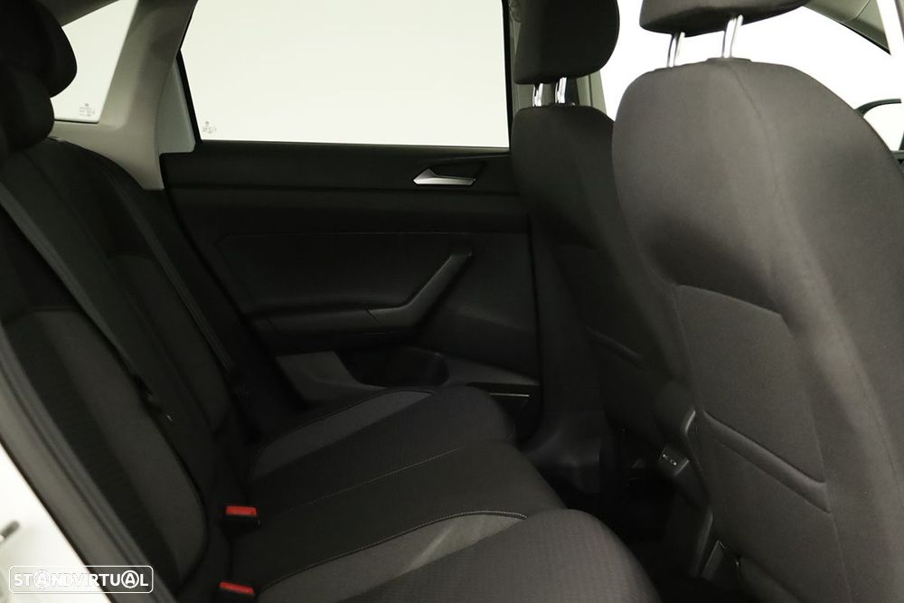VW Taigo 1.0 TSI Urban DSG - 21
