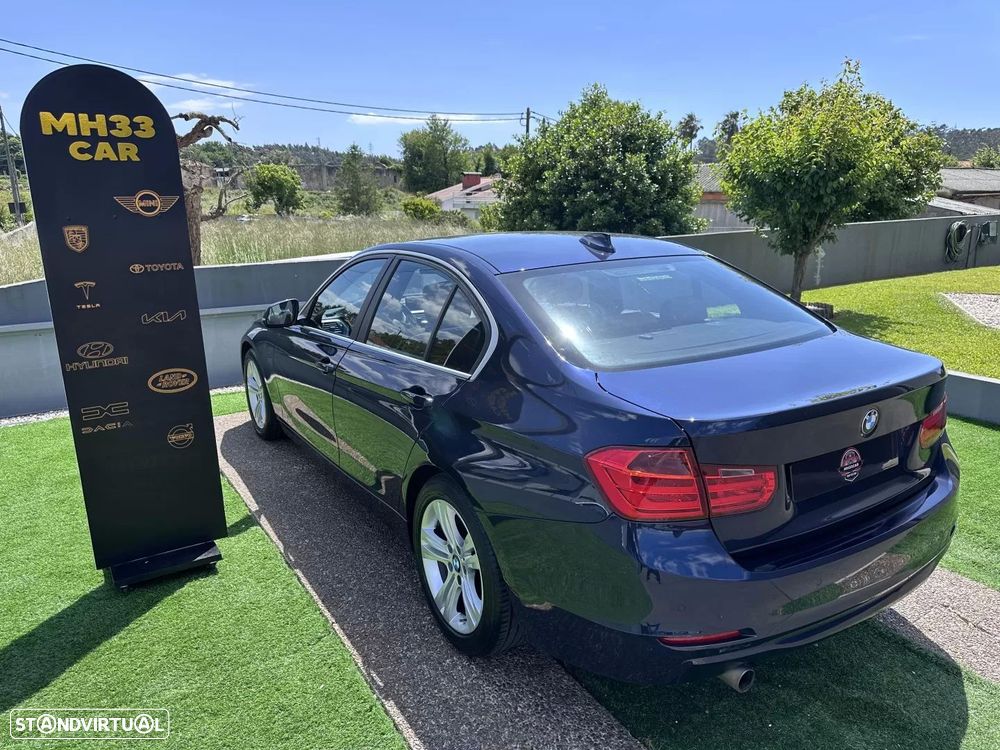 BMW 320 d Luxury Line - 14