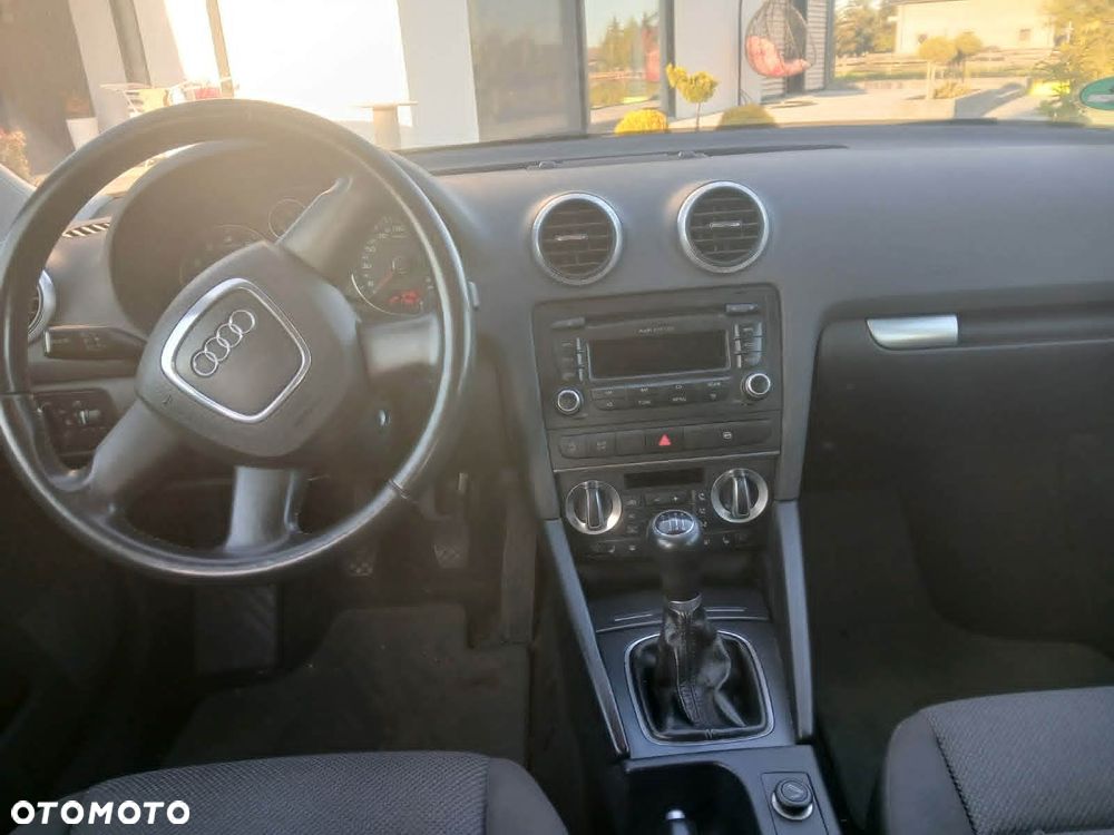 Audi A3 Sportback - 3