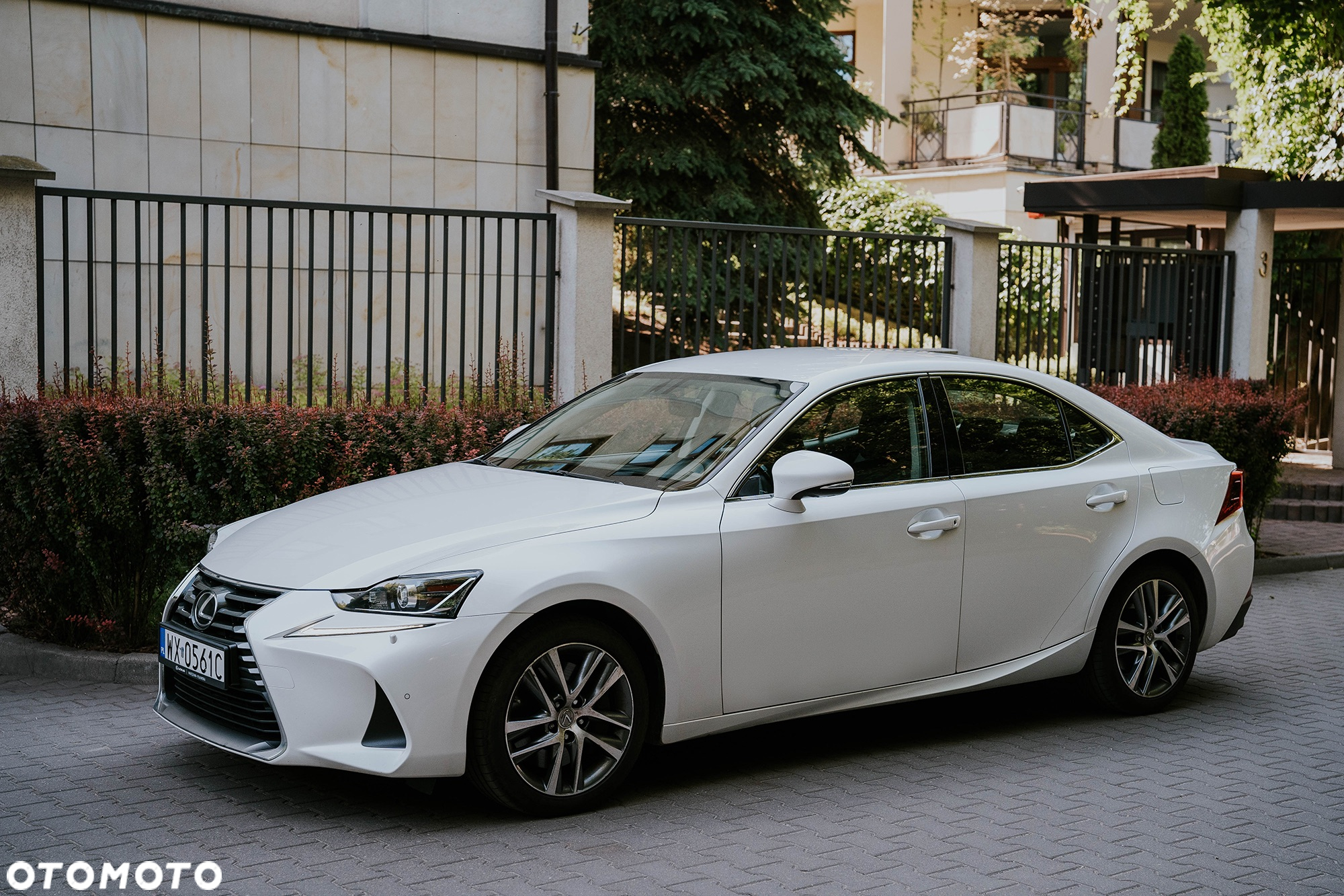 Lexus IS 200t Elegance - 2
