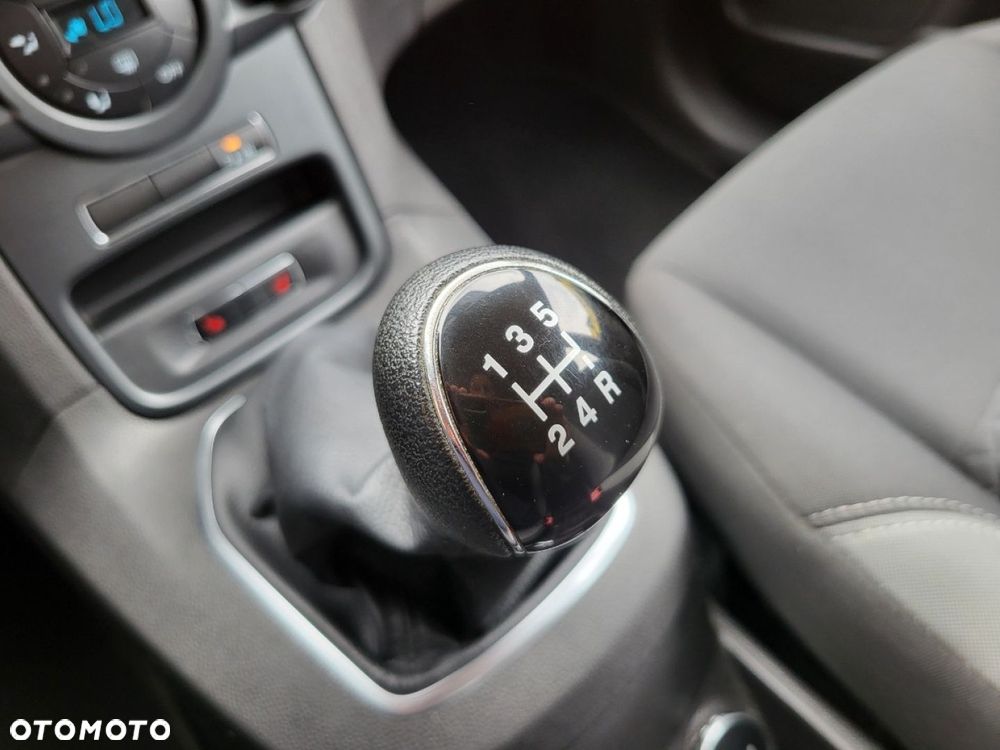 Ford Fiesta - 17
