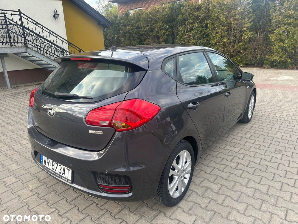Kia Ceed 1.6 CRDi M - 6
