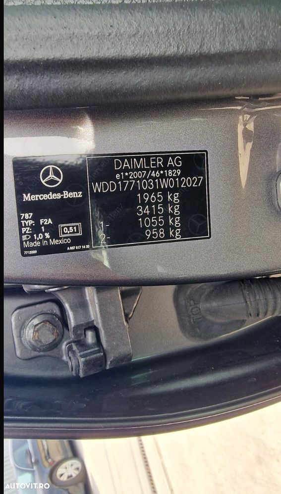 Mercedes-Benz A - 11