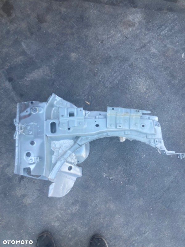 DACIA SANDERO 3 III LOGAN III 3  JOGGER ĆWIARTKA FARTUCH PRAWY