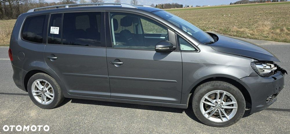 Volkswagen Touran - 2