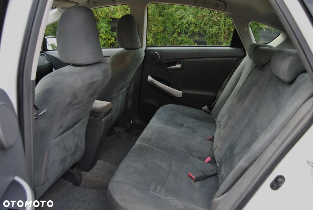 Toyota Prius - 6