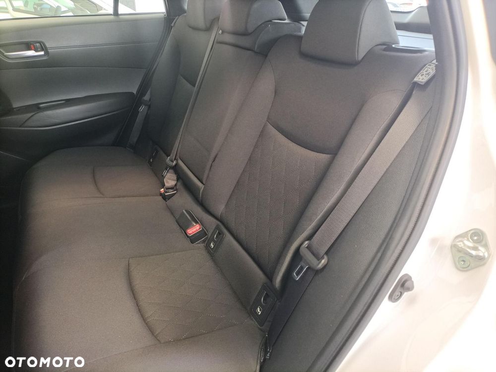 Toyota Corolla Cross - 11