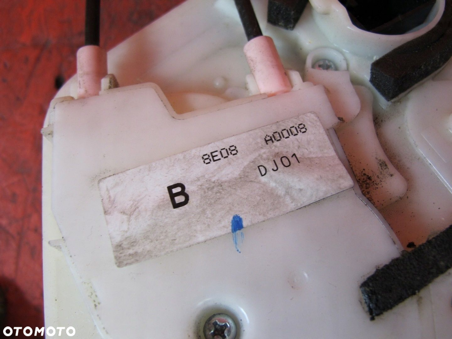 MAZDA 2 II DE 3D 07- ZAMEK DRZWI PRAWY 4 PIN EU - 5