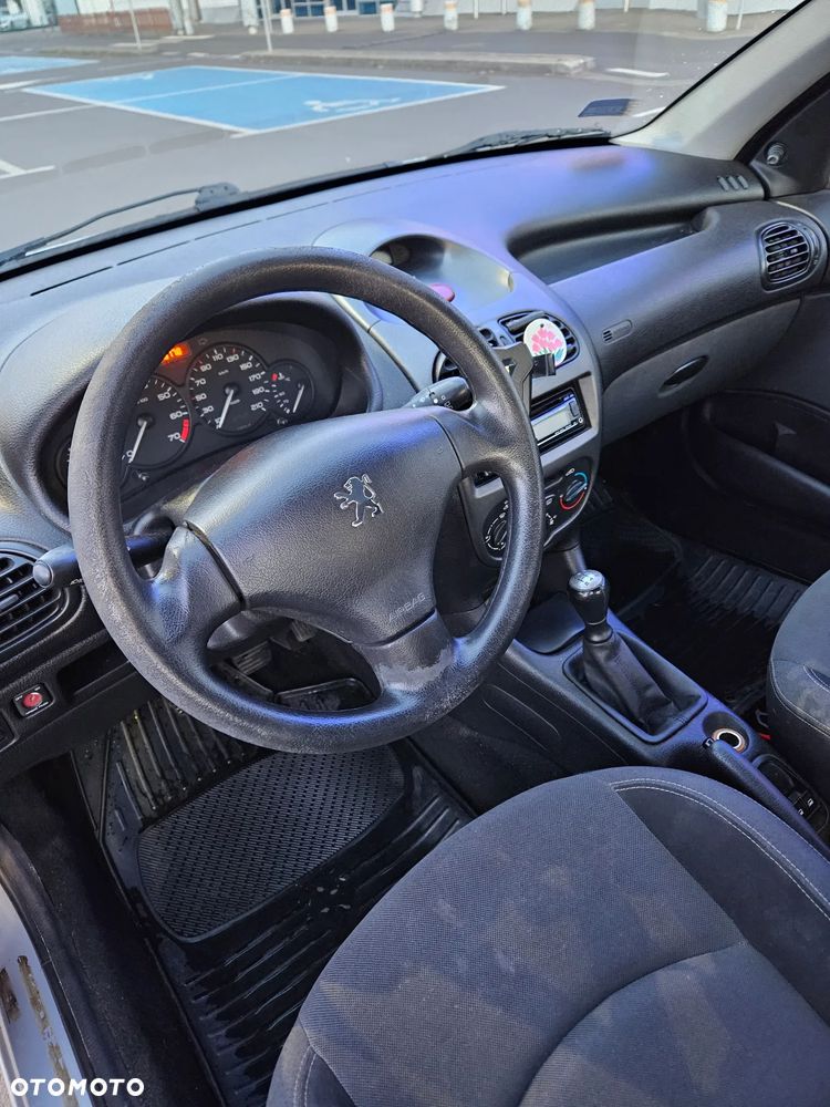 Peugeot 206 1.4 Trendy - 7