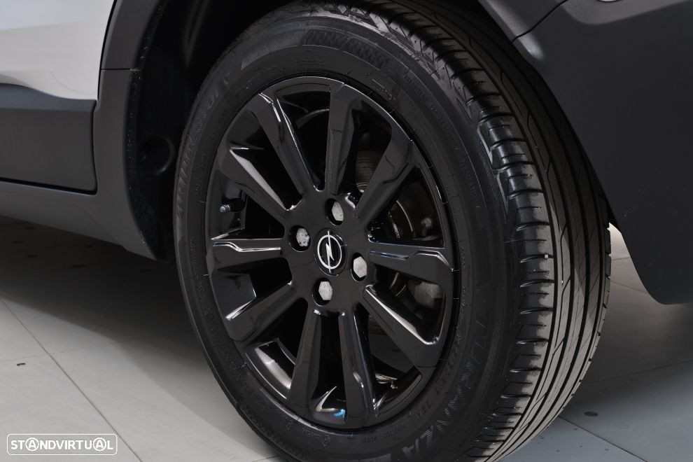 Opel Crossland 1.2 T Design & Tech - 13