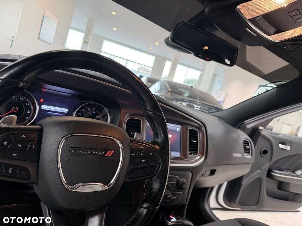 Dodge Charger 5.7 R/T - 20