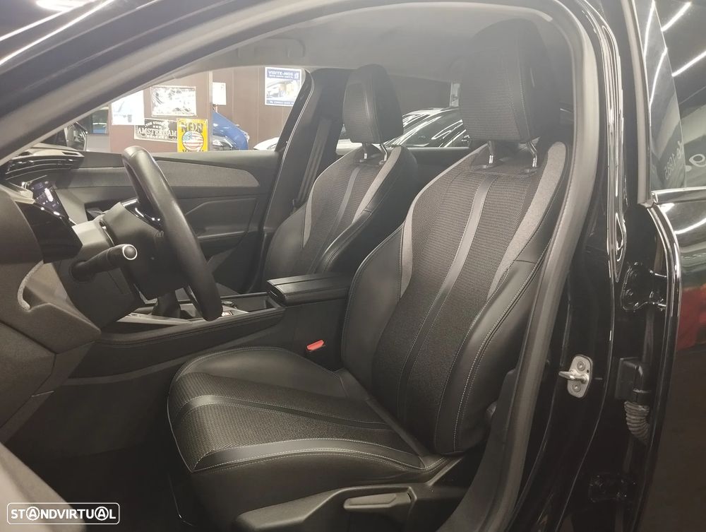 Peugeot 308 SW 1.2 PureTech Allure Pack - 19