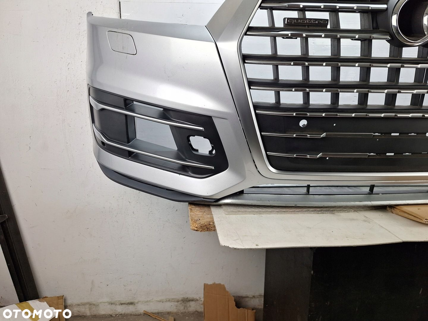 ZDERZAK AUDI Q7 4M 4M0 2014-2019 PRZED LIFTEM ZWYKŁY LIFTINGIEM - 4