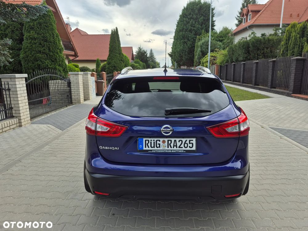 Nissan Qashqai 1.2 DIG-T Tekna EU6 - 10