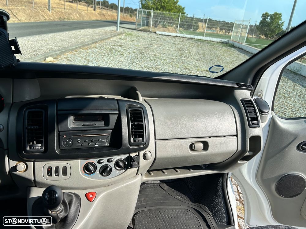 Renault Trafic 2.0 dCi 115 Privi. Luxe - 11