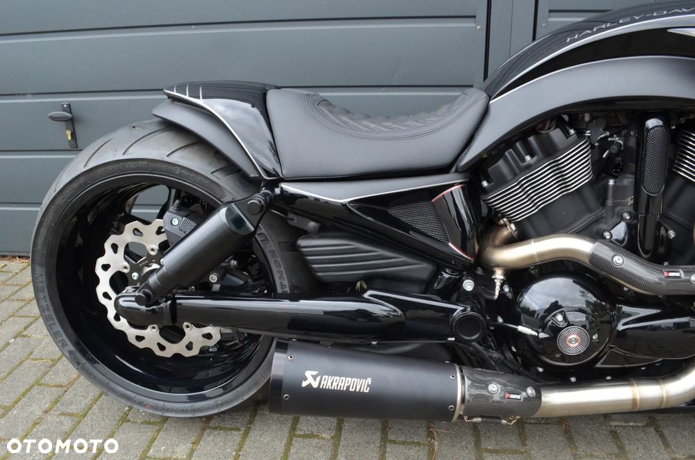 Harley-Davidson V-Rod Muscle - 39