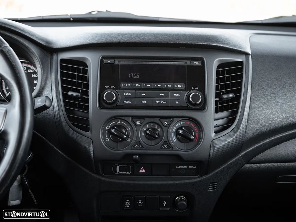 Mitsubishi L200 2.3 DI-D Space Cab Invite 4WD - 19