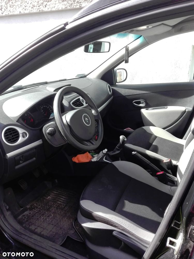 Renault Clio - 4
