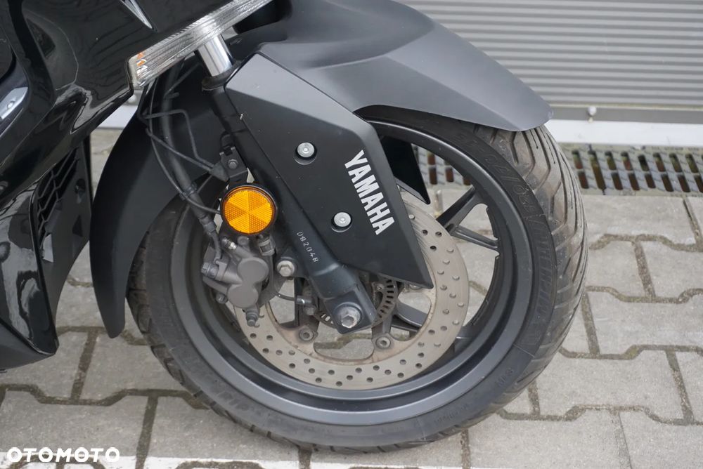 Yamaha X-max - 9