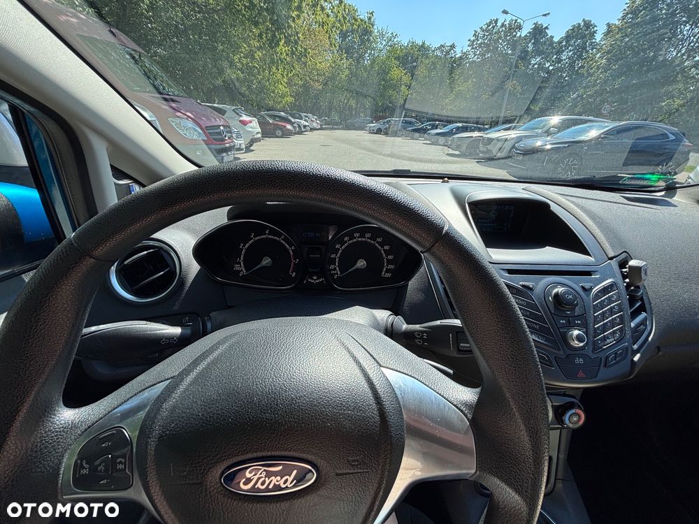 Ford Fiesta 1.25 Trend EU5 - 6