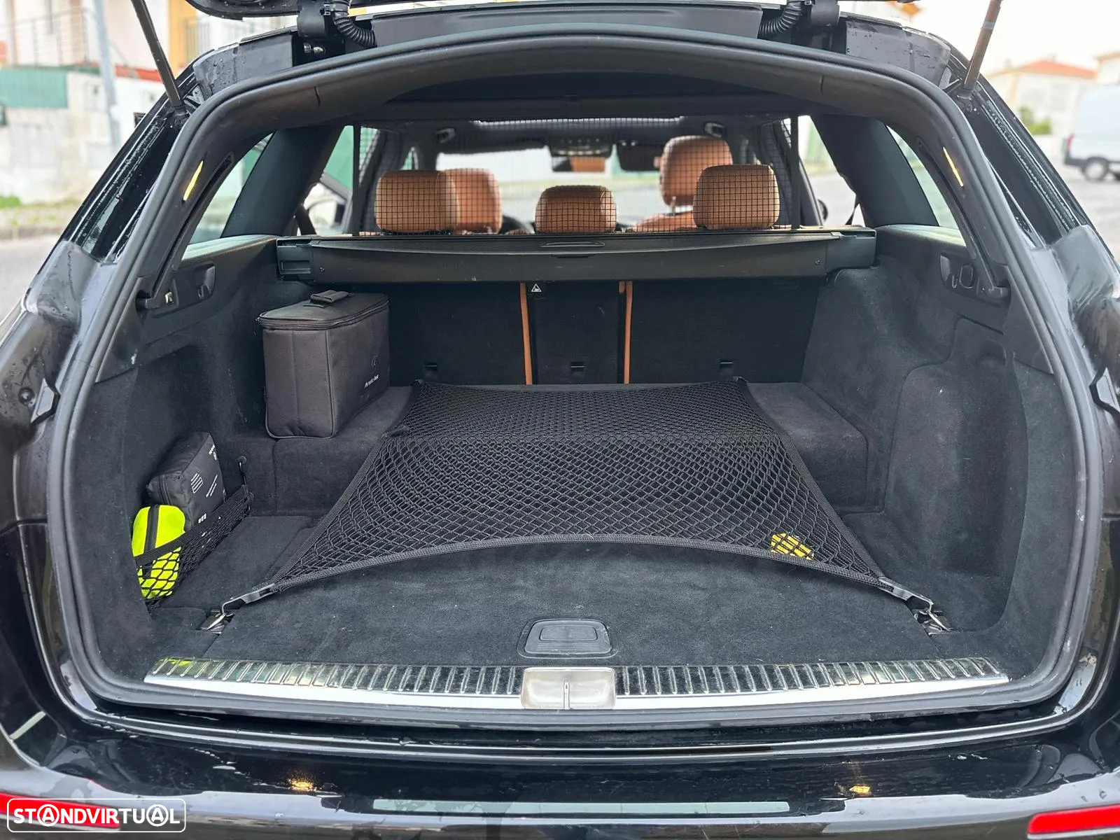 Mercedes-Benz E 300 de Exclusive Line - 28