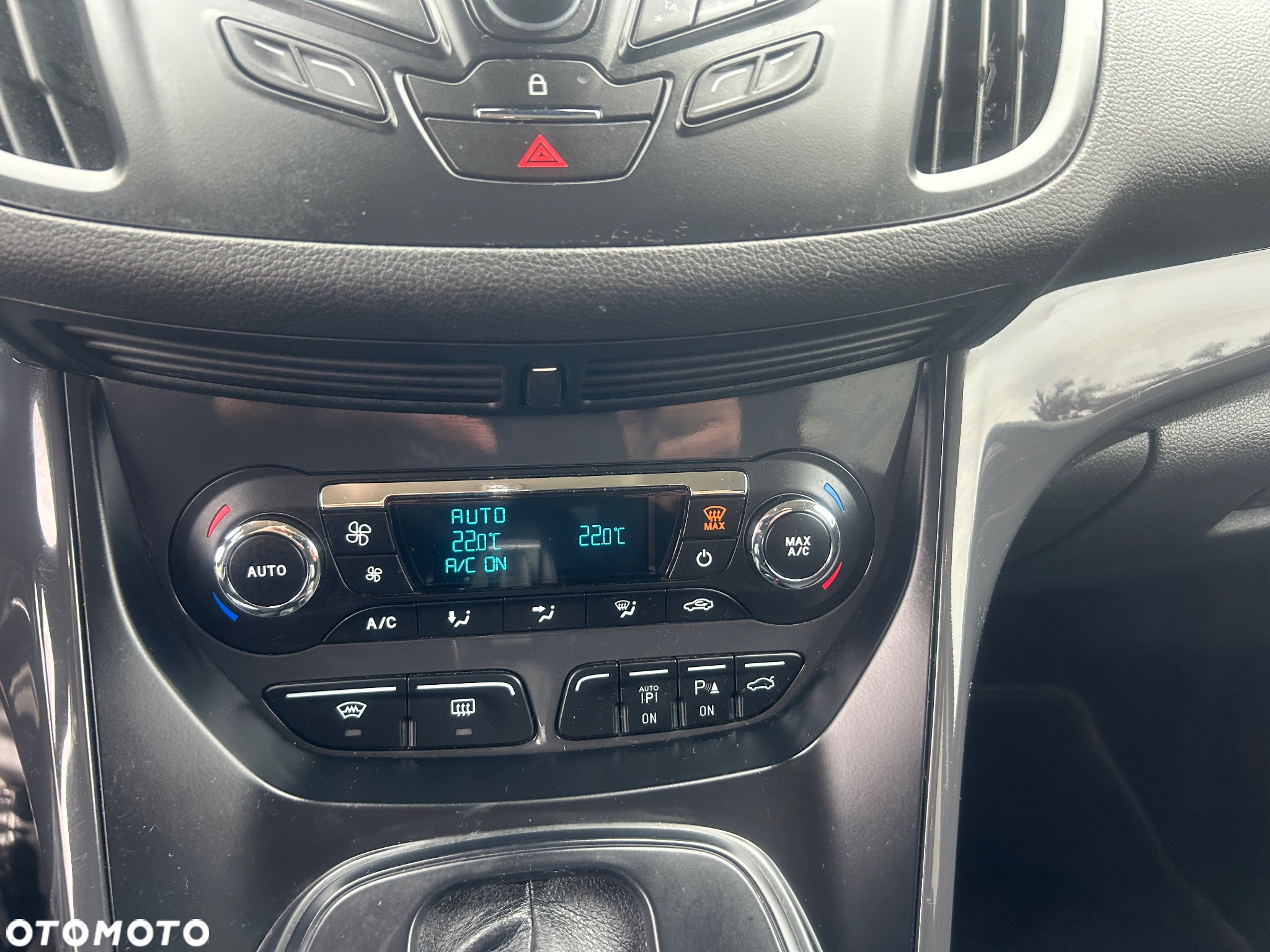 Ford Kuga - 18