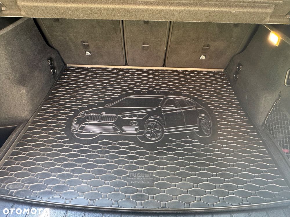 BMW X1 xDrive18d Sport - 4