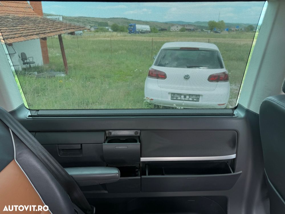 Volkswagen Multivan - 15